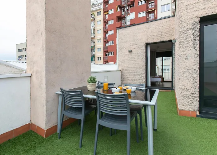 Chic And Modern Apartments In Gracia